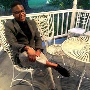 Meet your Posher, Ebenezer